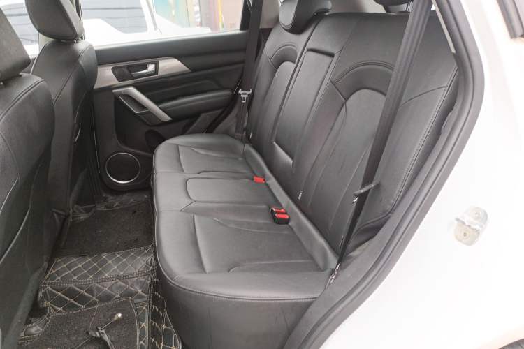 Used Haval H2 2017 Blue Label 1.5T Manual Two-Wheel Drive Luxury Model