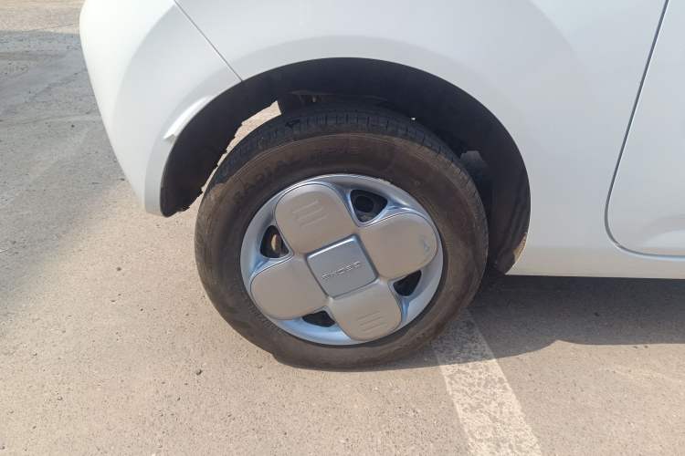 Used Geely Galaxy Panda 2024 Panda Mini 200km Endurance Bear
