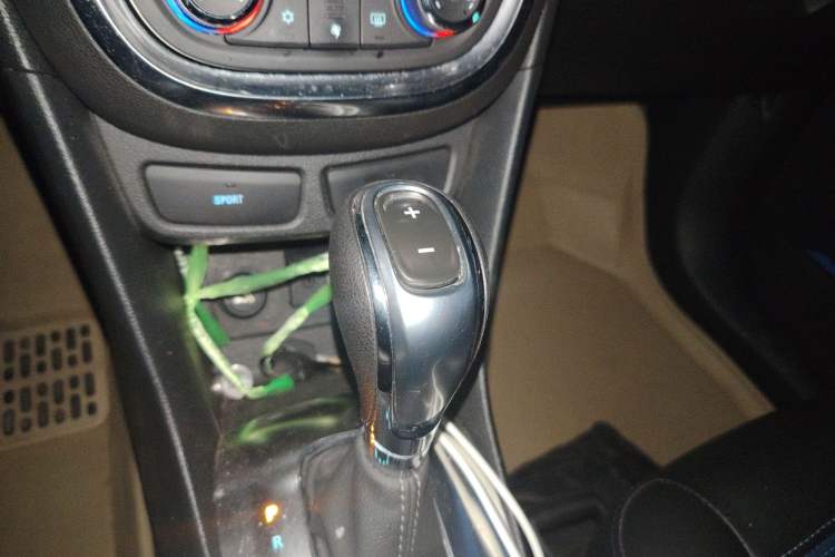 Used Buick Encore 2015 1.4T Automatic Two-Wheel Drive Urban Leading Model