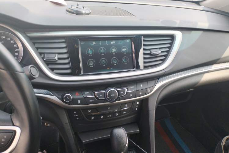 Used Buick GT 2019 18T Automatic Connected Elite Model China VI Standard Audio And AC Panel