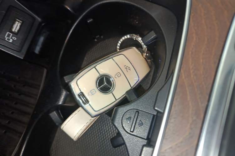 Used Mercedes-Benz E-Class 2019 Restyled E 300 L Luxury Edition