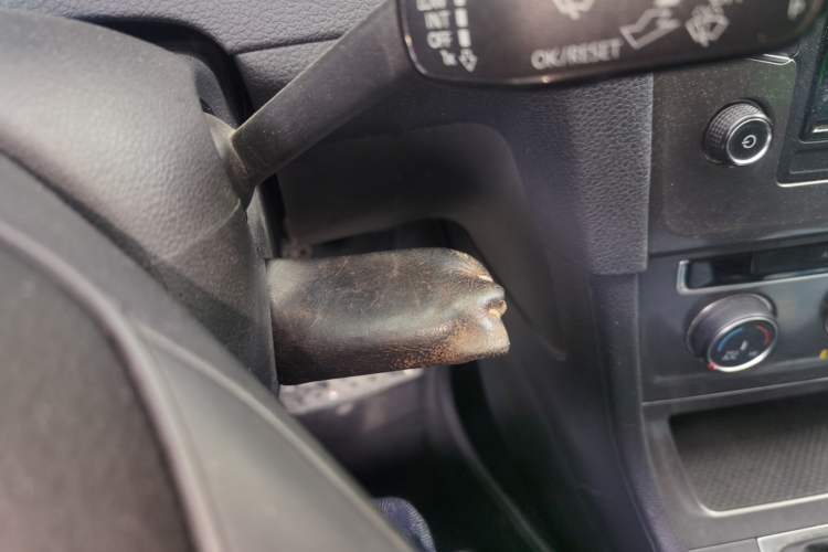 Used Volkswagen Golf 2016 1.6L Manual Fashion Edition Vehicle Key