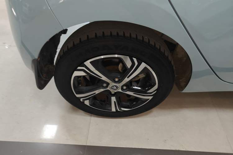 Used CHANGAN OSHAN Benni E-Star 2022 Qingxin Edition Colorful Model Lithium Iron Phosphate Right Rear Wheel Hub