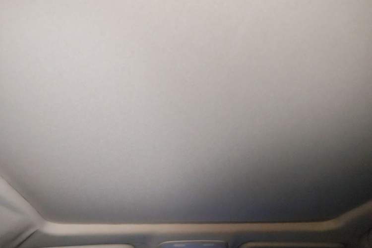 Used Soueast DX7 2015 1.5T Automatic Prestige Model Headliner