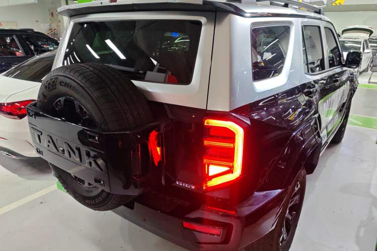 Used Tank 400 New Energy 2024 Hi4-T City Edition Rear Right 45 Deg