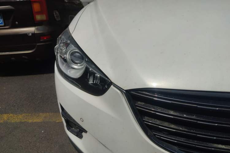 Used Mazda CX-5 2015 2.0L Automatic Two-Wheel Drive Urban Version Right Front Headlight