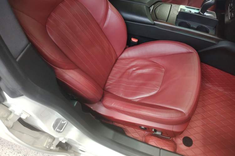 Used Maserati Ghibli 2014 3.0T Standard Edition Right Front Seat