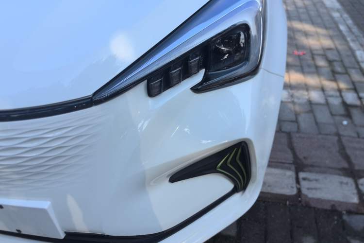 Used Oshan Benni E-Star 2022 Qingxin Edition Colorful Model Lithium-NMC