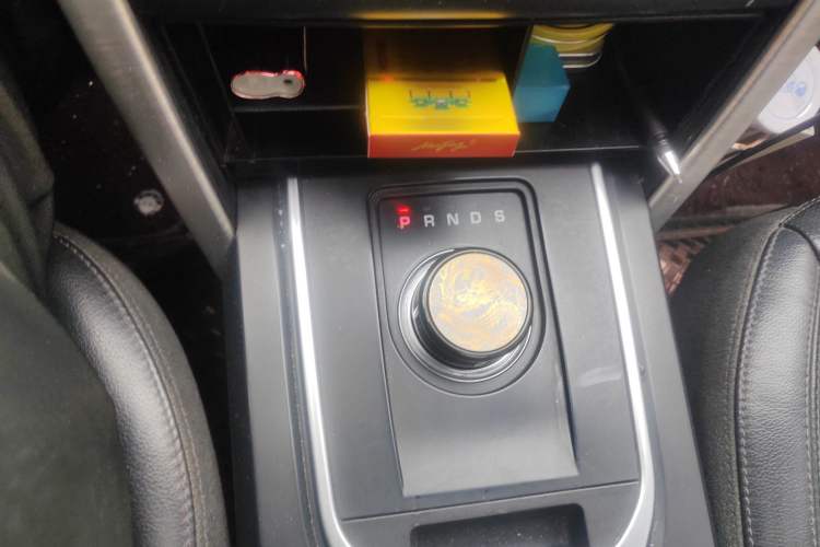 Used Land Rover Discovery Sport 2018 240 PS HSE Version