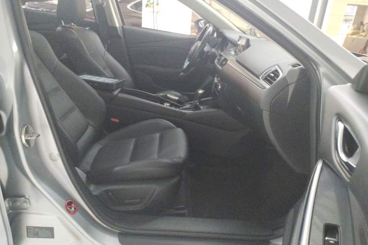 Used Mazda Atenza 2017 2.5L Blue Sky Prestige Edition Right Front Seat