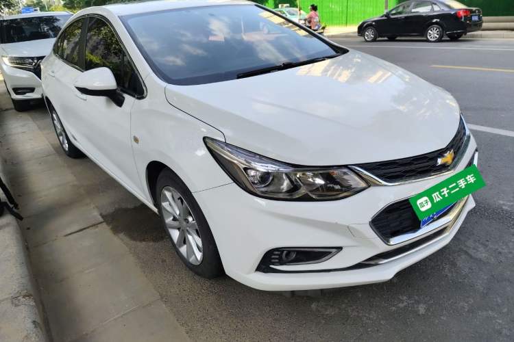 Used Chevrolet Cruze 2017 1.5L Automatic Pioneer Sunroof Edition