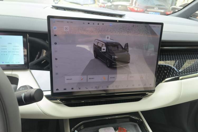 Used Zeekr 009 2024 7-Seater Walk-Through Version Four-Wheel Drive 108 kWh