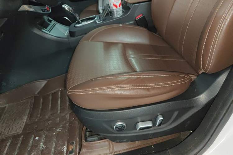 Used BYD S7 2017 2.0T Automatic Luxury Model Left Front Seat