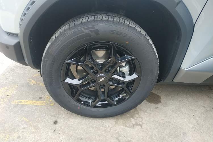 Used Formula Leopard Titanium 3 2025 501 km Range Rear-Wheel Drive Intelligent Driving Max Edition Exterior 7