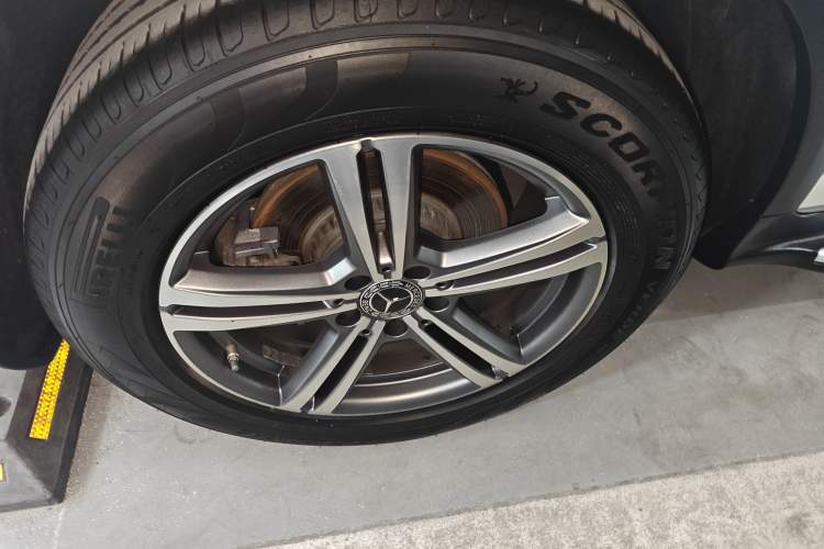 Used Mercedes-Benz GLC 2020 GLC 260 L 4MATIC Luxury Model Exterior 5