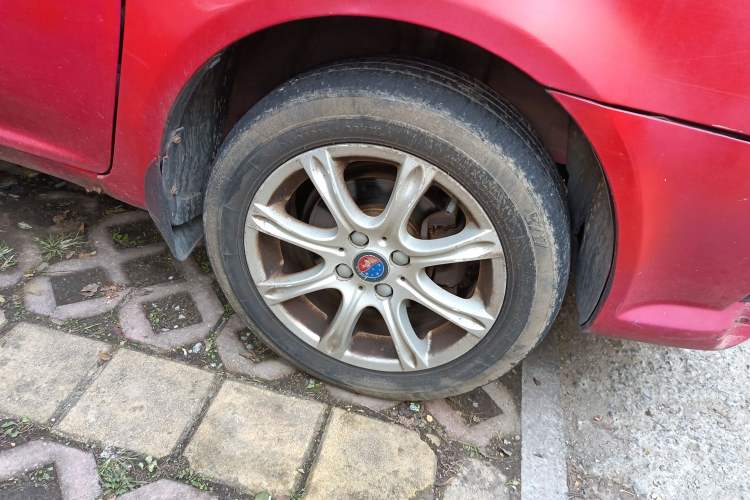 Used Geely Auto Diamond 2014 Sedan 1.5L Manual Entry-Level Model
