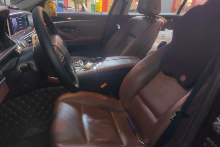 Used BMW 5 Series 2014 520Li Elegant Model Left Front Seat