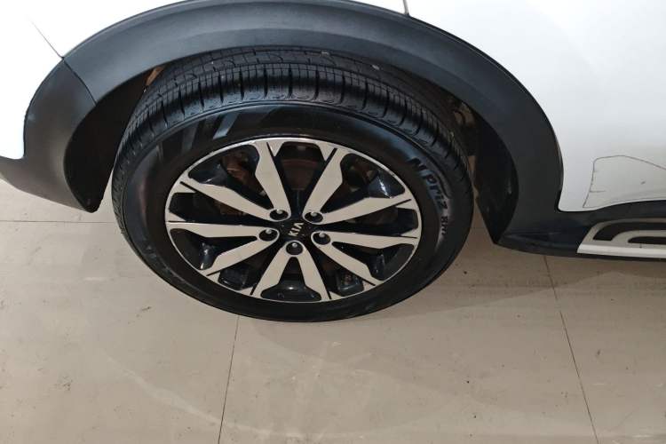 Used Kia KX5 2016 1.6T Automatic Two-Wheel Drive DLX
