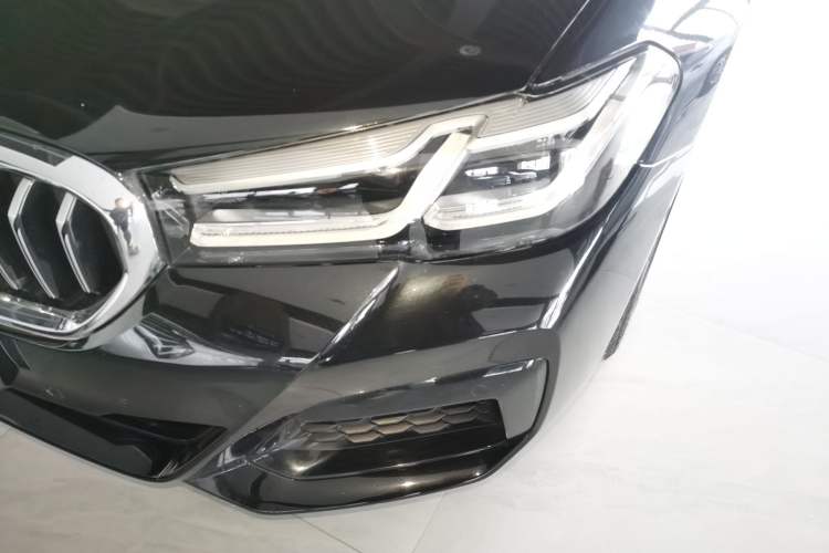 Used BMW 5 Series 2022 Second Facelift 530Li Leading Edition M Sport Package

