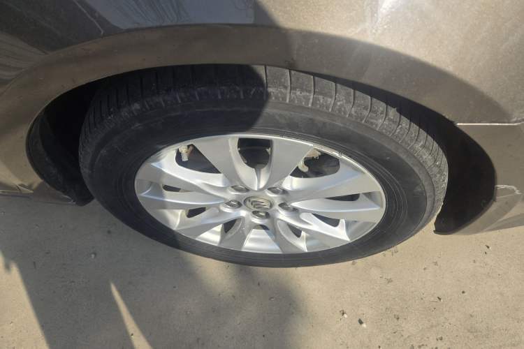 Used Buick LaCrosse 2013 2.4L SIDI Leading Comfort Version
