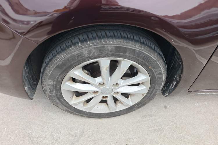 Used Kia K3 2016 1.6L Automatic GL Left Front Wheel Hub