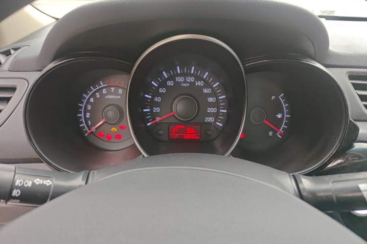 Used Kia K2 2015 Sedan 1.4L Automatic GLS
