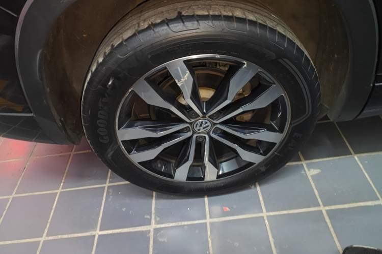 Used Volkswagen Tayron 2020 380TSI All-Wheel Drive R-Line Connected Version
