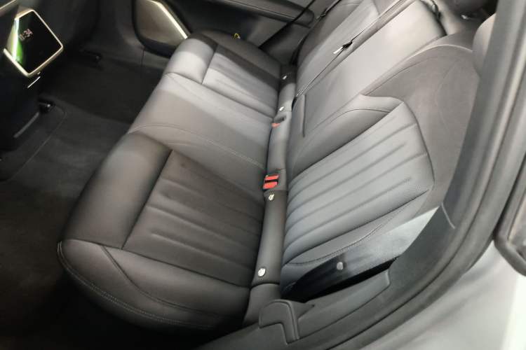 Used ONVO L60 2024 60 kWh Rear-Drive Version