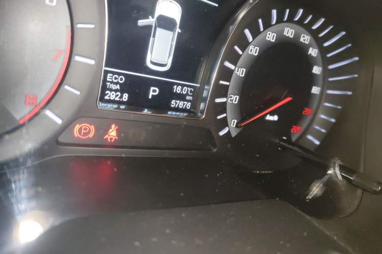 Used GAC Trumpchi GS4 2017 235T Automatic Two-Wheel Drive Luxury Smart Connectivity Version Odometer Close Up