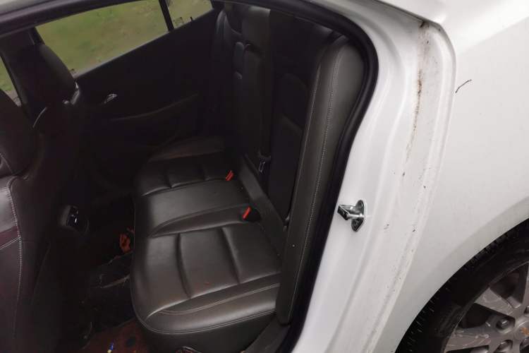 Used Chevrolet Malibu 2016 2.0L Automatic Luxury Edition Left Rear Seat