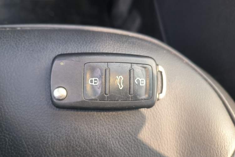 Used Volkswagen Passat 2014 1.8TSI DSG Prestige Edition Interior 1