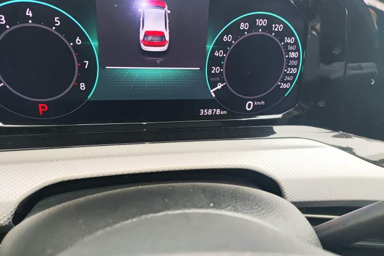 Used Volkswagen Golf 2021 280TSI DSG Pro Odometer Close Up