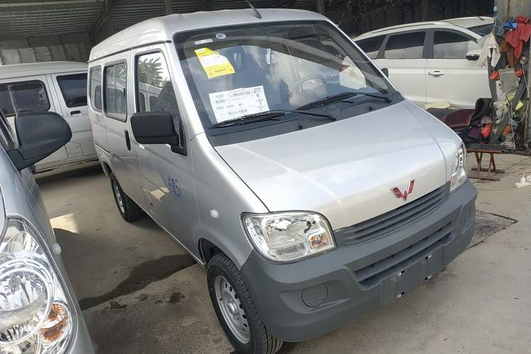 Used Wuling Zhiguang 2023 1.5L Practical Version 5/7 Seats