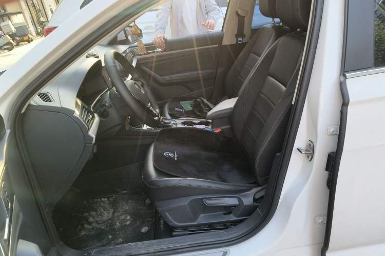 Used Volkswagen Lavida 2021 1.5L Automatic Comfort Edition
