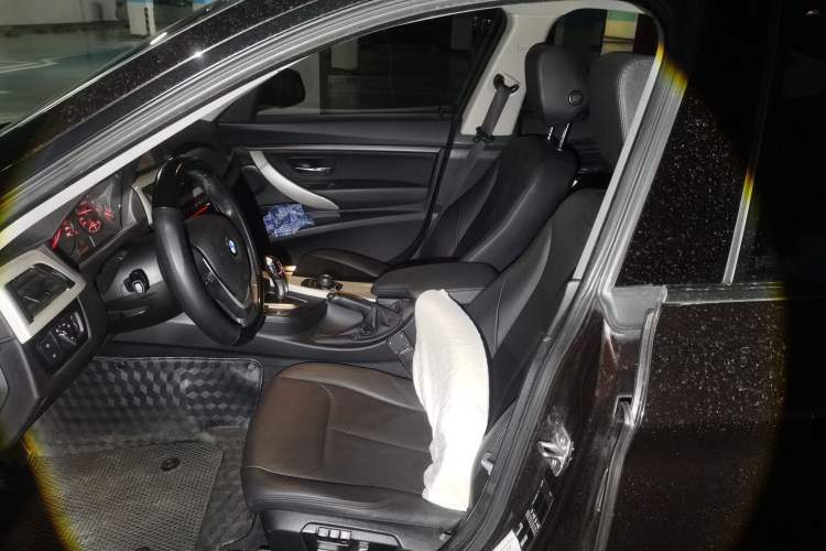 Used BMW 3 Series GT 2016 320i Fashion Model