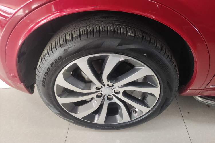 Used Land Rover Discovery Sport 2020 249 PS R-Dynamic Performance Tech Edition 7 Seats Exterior 4