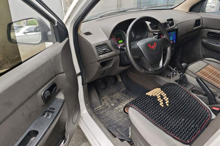 Used Wuling Hongguang 2020 1.2L S Base Model China VI LSI
