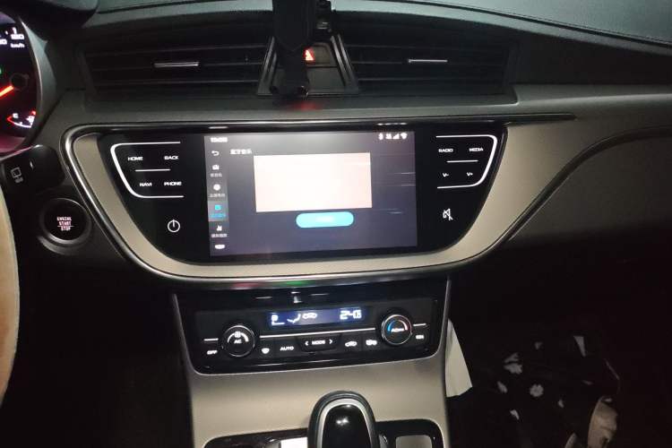 Used Geely Auto Emgrand GS 2018 Lingchao Edition 1.4T Automatic LingShang Smart Connectivity Model