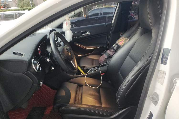 Used Mercedes-Benz GLA 2015 GLA 200 Fashion Model