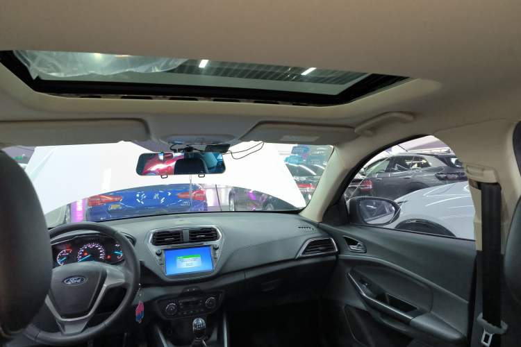 Used Ford Escort 2017 Happy Edition 1.5L Manual Fashion Model