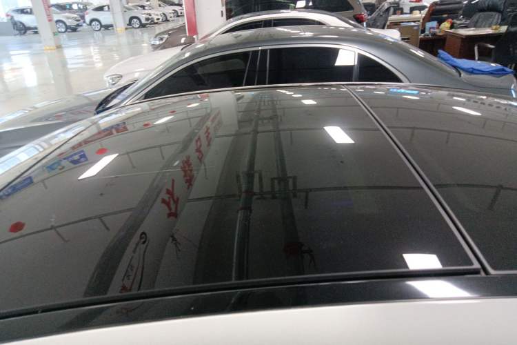 Used Mercedes-Benz C-Class 2017 Facelift C 200 L Sport Edition Roof