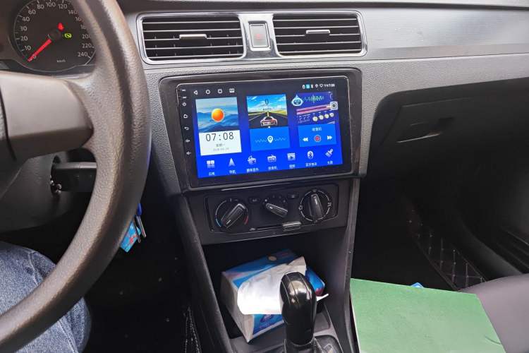 Used Volkswagen Santana 2015 1.6L Automatic Fashion Edition
