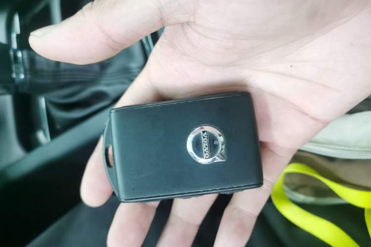 Used Volvo XC60 2019 T5 4x4 Smart Edition China V Standard Vehicle Key