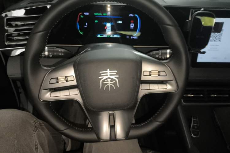 Used BYD Qin L 2024 DM-i 80KM Leading Model
