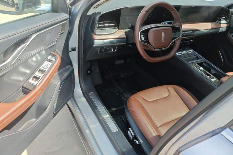 Used Lincoln Z 2024 2.0T Two-Wheel Drive Luxury Hybrid Version