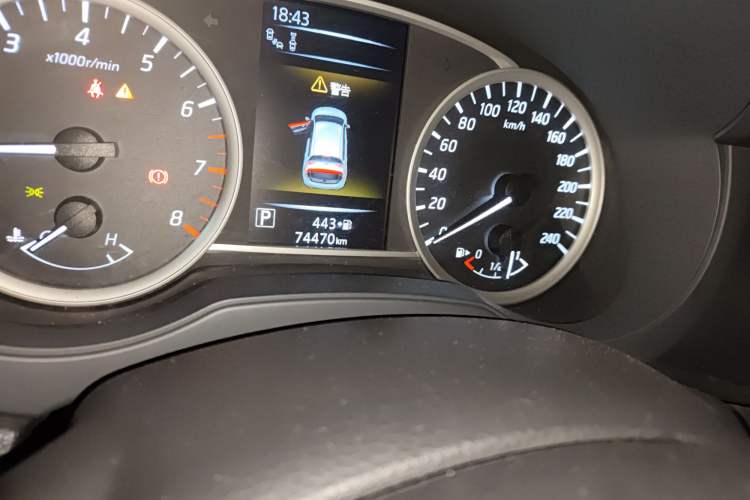 Used Nissan Tiida 2021 1.6L CVT Smart Drive Edition Odometer Close Up