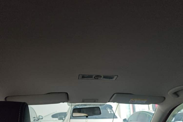 Used Skoda Kamiq 2020 GT TSI 230 DSG Comfort Edition China VI standard Headliner