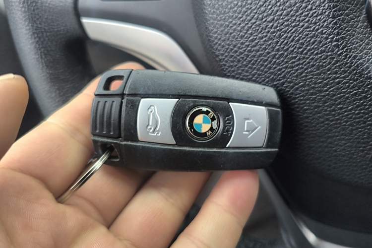 Used BMW X1 2015 sDrive18i Leading Edition