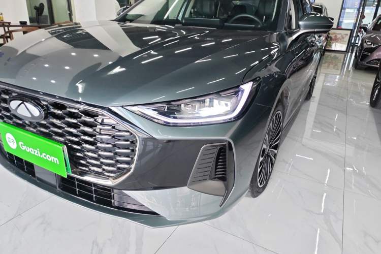 Used Chery Fengyun A8L 2025 1.5 TGDI 145 km Luxury Version Left Front Headlight