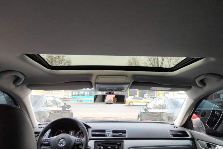 Used Volkswagen Passat 2014 1.8TSI DSG Prestige Edition